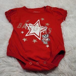 Colosseum Athletics Red and White Wisconsin Badgers One Piece Outfit- Size 3-6M